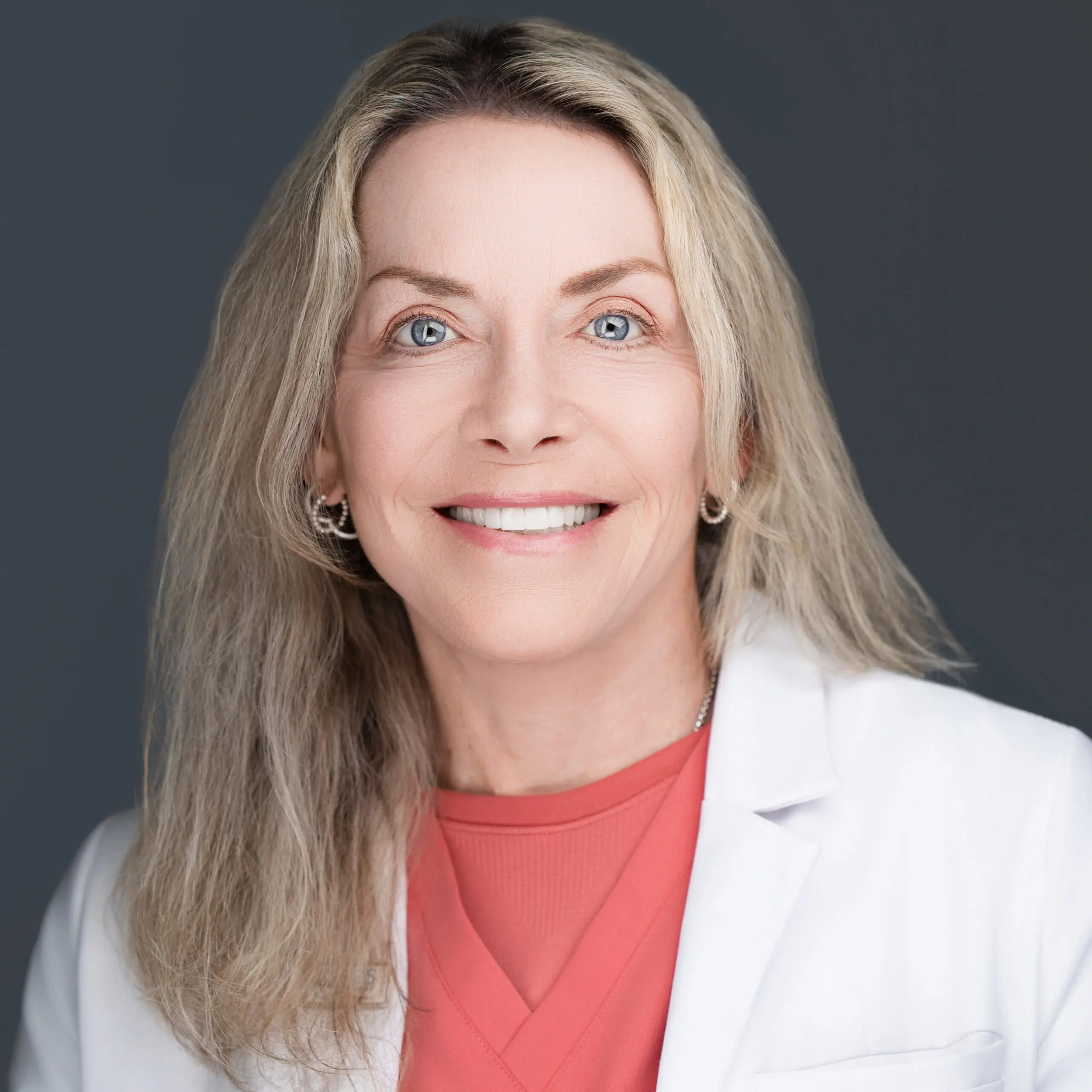 DeEtta M Gray, MD, FAAD, FRCPC